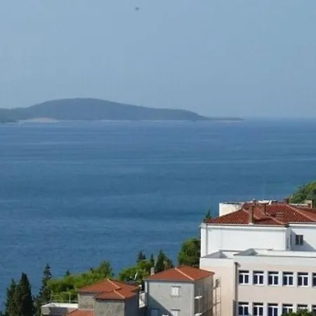 And Dar Apartament Hvar Town