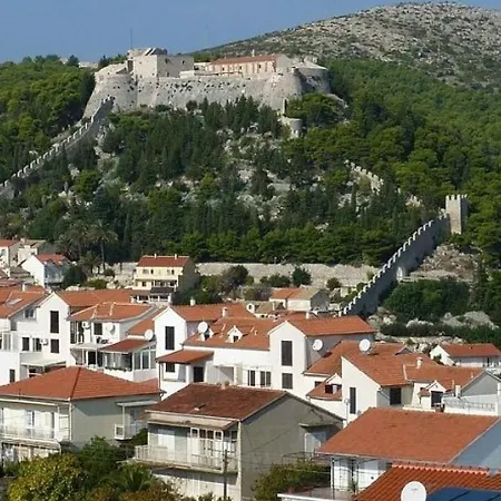 Apartament And Dar Hvar Town