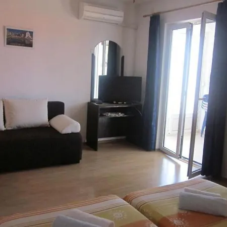 Apartament And Dar *