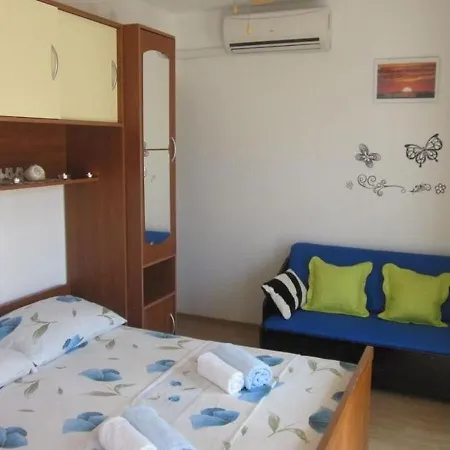 And Dar Apartman *