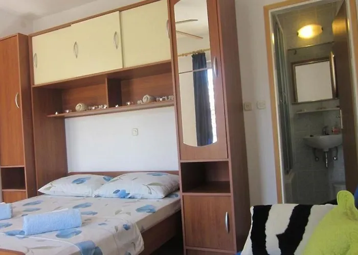 And Dar Апартаменты Хвар